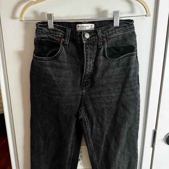 Abercrombie & Fitch 90s straight ultra high rise black jeans - 26 / 2 - Picture 4 of 6